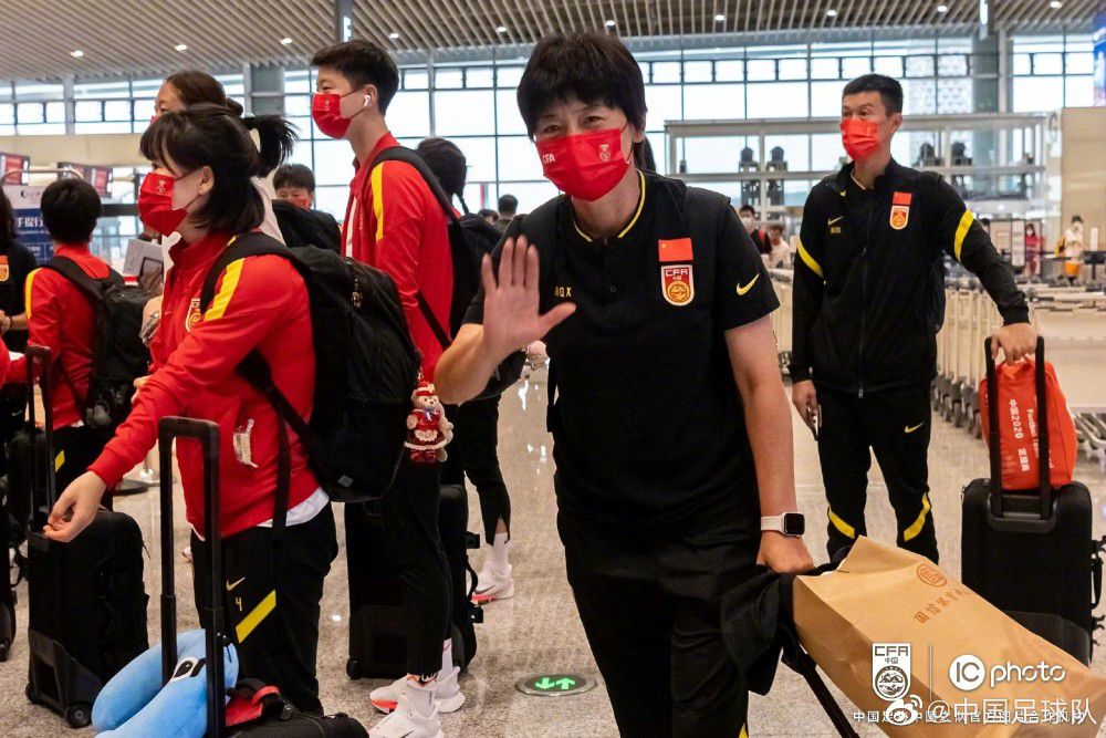 尽管阿劳霍可能和巴萨在原有直至2026年的合约上再续约。
